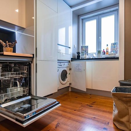 Charming & Cosy Apartment リスボン エクステリア 写真