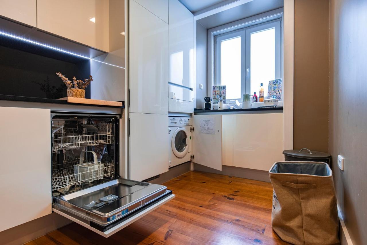 Charming & Cosy Apartment リスボン エクステリア 写真