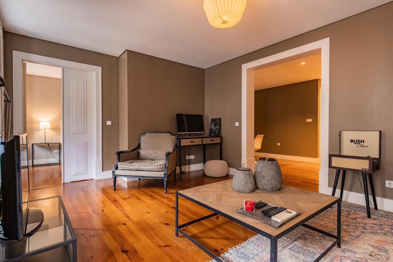 Charming & Cosy Apartment リスボン エクステリア 写真